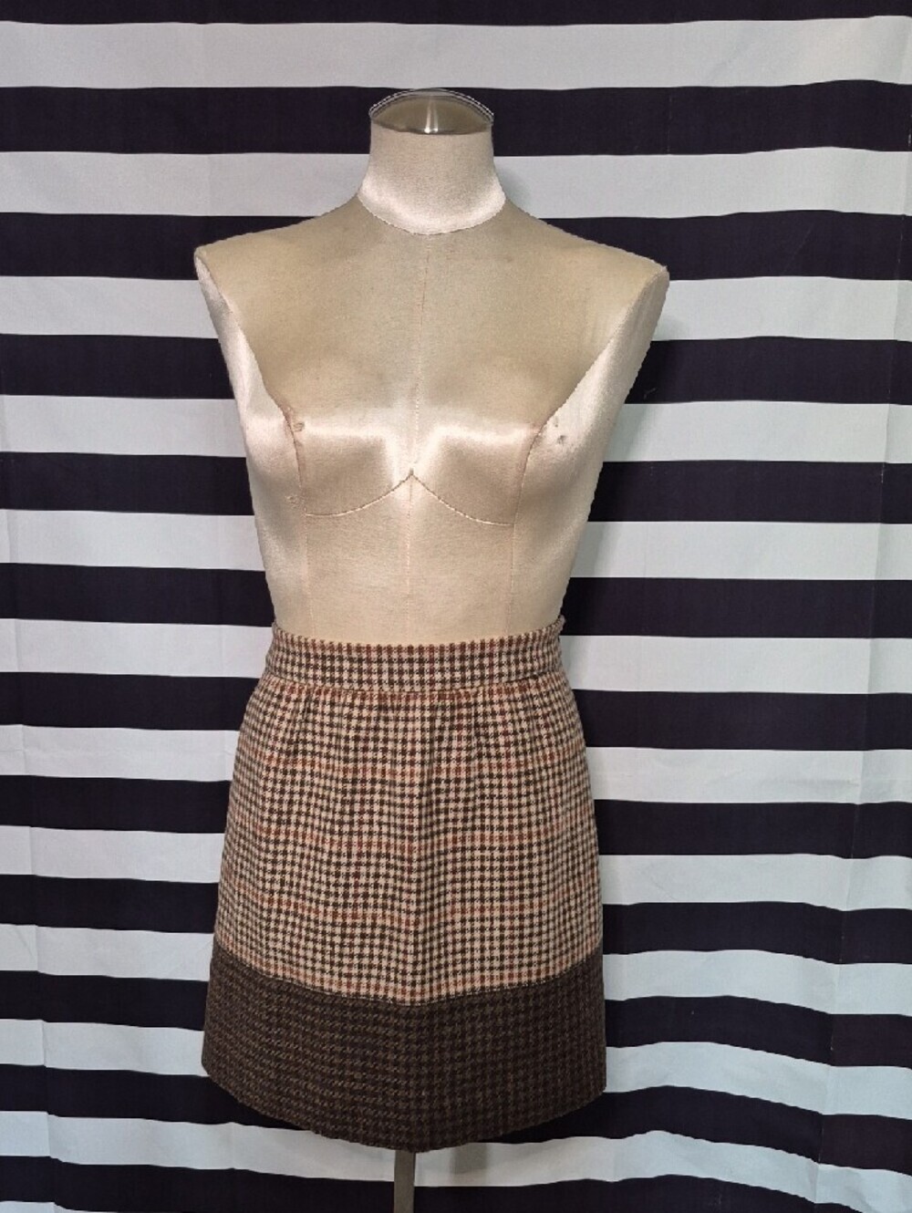 J. Crew Cassic Two-Tone Houndstooth Mini Skirt - Brown/Tan - Picture 5 of 6